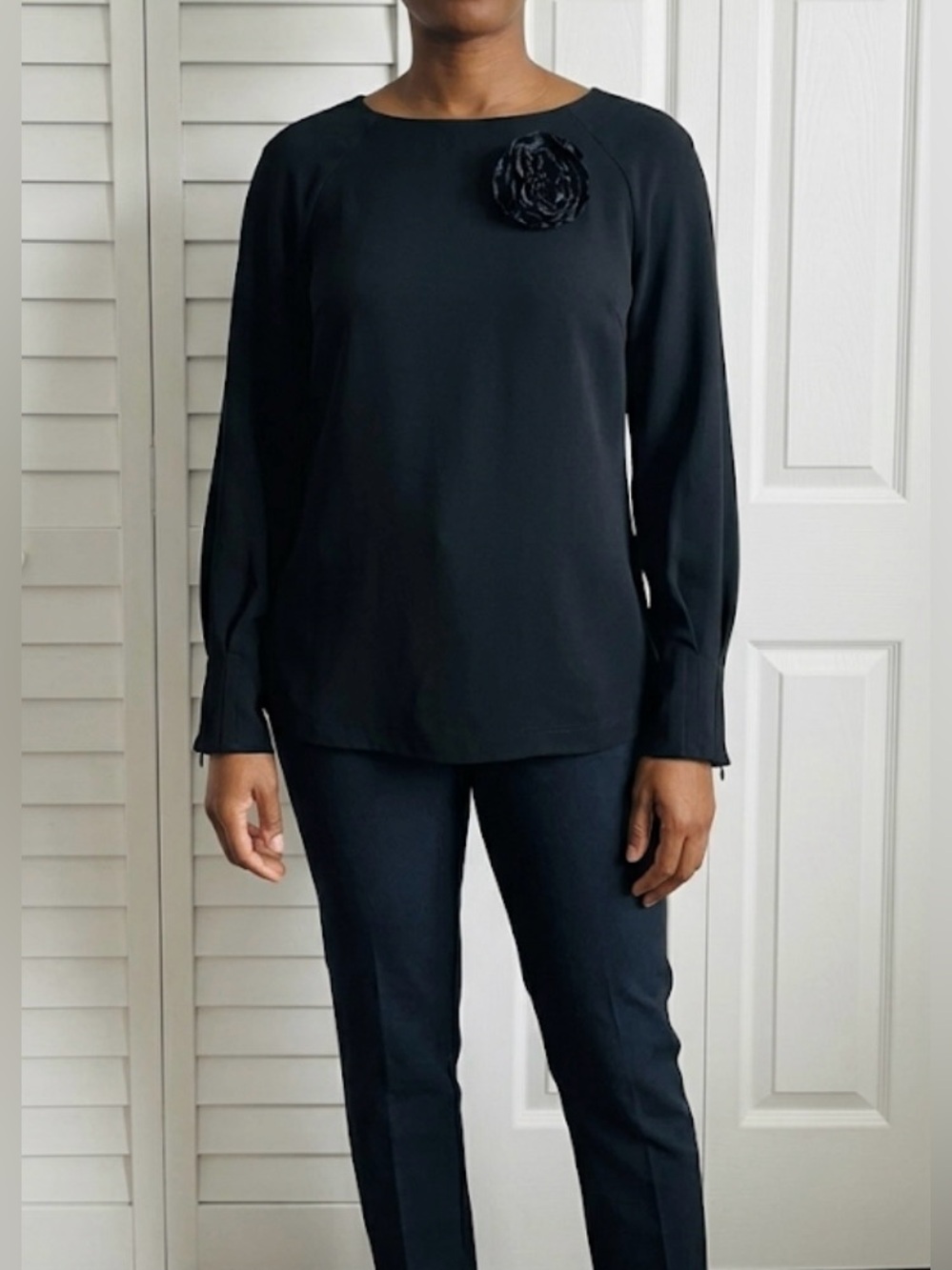 Banana Republic Black Rosette Balloon Sleeve Zip Cuff Blouse Top XS